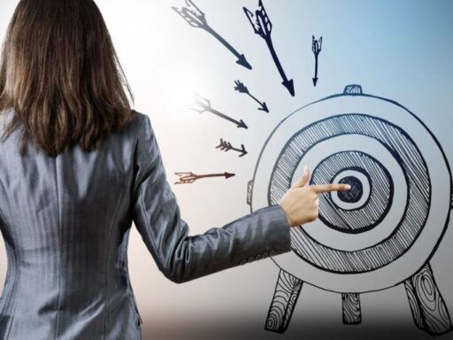 Metas de Carreira: Como Definir Objetivos Realistas e Alcançáveis